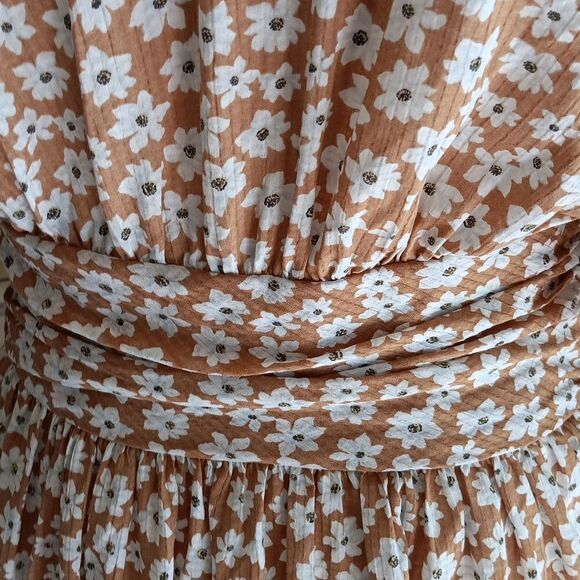 Bec & Bridge Floral Midi - Picture 11 of 15